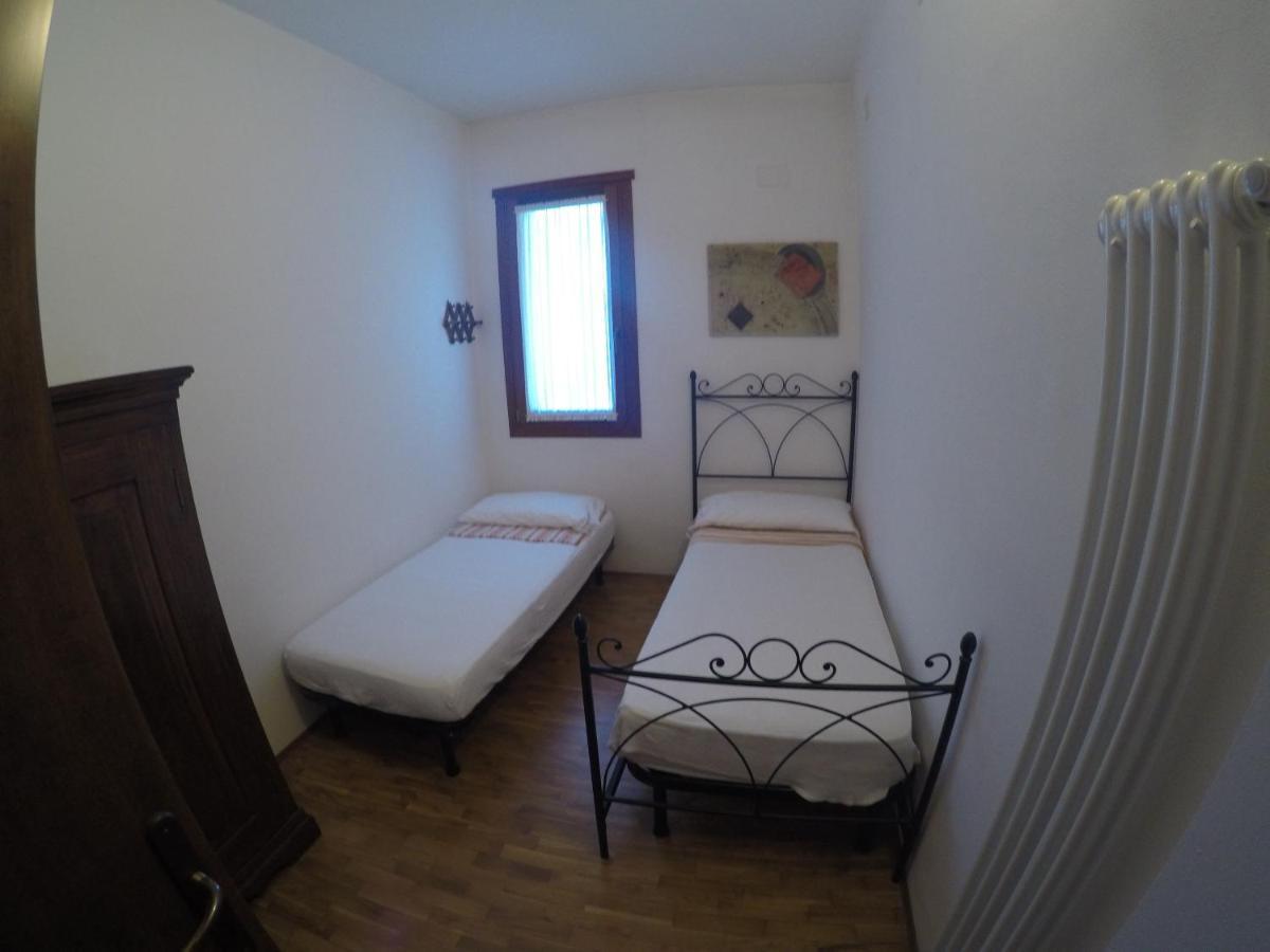 Casa Cornaro - Agenzia Cocal Apartman Caorle Kültér fotó